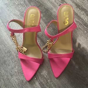 Hot pink pumps size 7.5